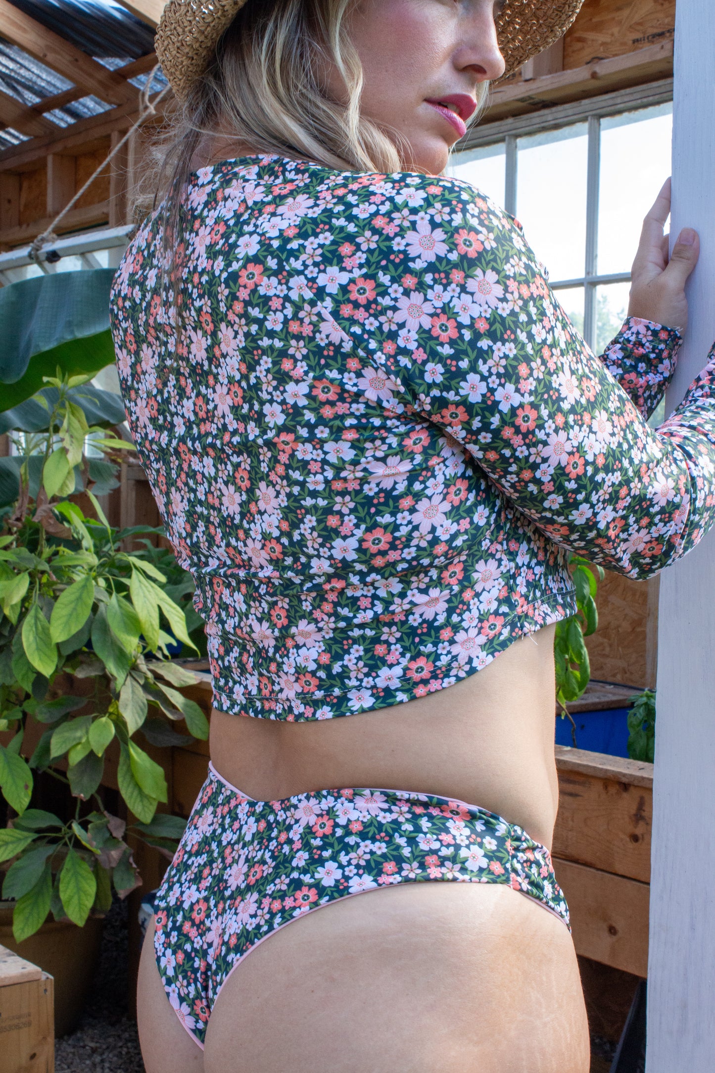 Luna Bottoms: Reversible Peachy Petal/Peach